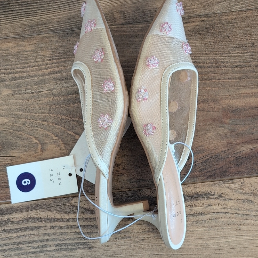 a new day Beige Delilah Mesh Floral Mule Heels NWT - Picture 4 of 9